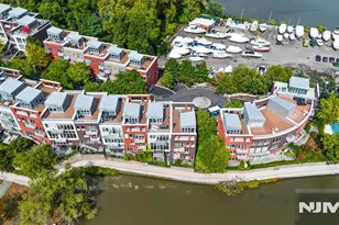 18 Vela Way, Edgewater, NJ 07020 - Photo 44
