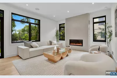 24 S Lyle Avenue, Tenafly, NJ 07670 - Photo 12