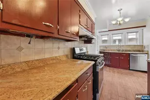 185 Larch Ave, Teaneck Township, NJ 07666 - Photo 8
