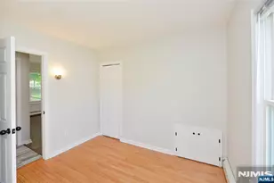 45 Hill St, Midland Park, NJ 07432 - Photo 16