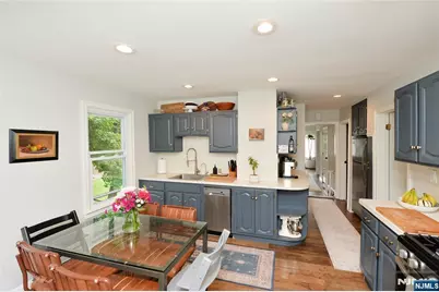 45 Hill Street, Midland Park, NJ 07432 - Photo 24