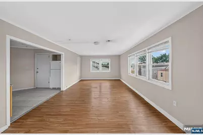 114-116 Peck Avenue, Newark, NJ 07107 - Photo 18