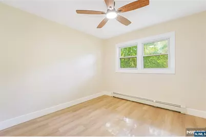 26 Pavonia Avenue, Emerson, NJ 07630 - Photo 28