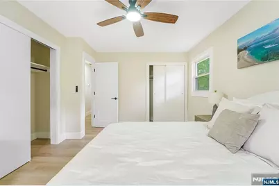 26 Pavonia Avenue, Emerson, NJ 07630 - Photo 32