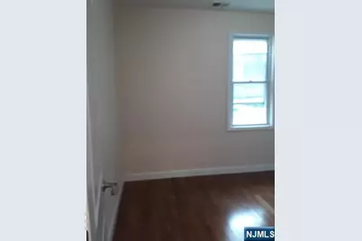 720 Chestnut Street 2 #2, Secaucus, NJ 07094 - Photo 4