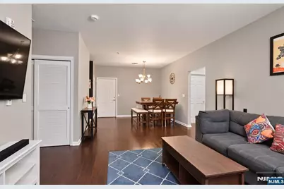 435 Van Houten Avenue 102 #102, Passaic, NJ 07055 - Photo 6