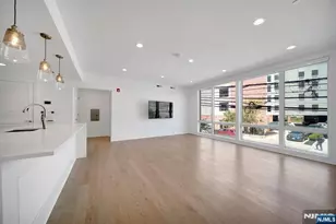 209-211 Hack Plk Road 2A, Weehawken, NJ 07086 - Photo 6