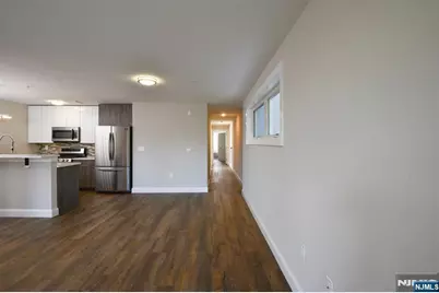 6105 Park Avenue 2 #2, West New York, NJ 07093 - Photo 6