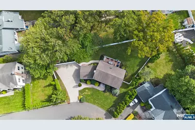 649 Alacci Way, River Vale Township, NJ 07675 - Photo 36