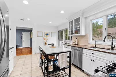 649 Alacci Way, River Vale Township, NJ 07675 - Photo 10