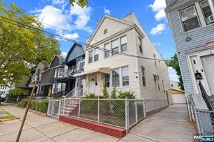 42 New St, Jersey City, NJ 07305 - Photo 2