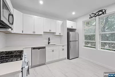 42 New Street, Jersey City, NJ 07305 - Photo 16