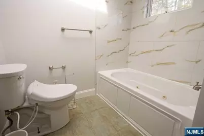 615 Bartell Place, Ridgewood, NJ 07450 - Photo 14