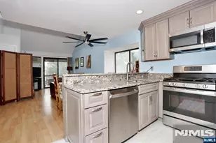 602 West Ridge Mews 602, Wood Ridge, NJ 07075 - Photo 14