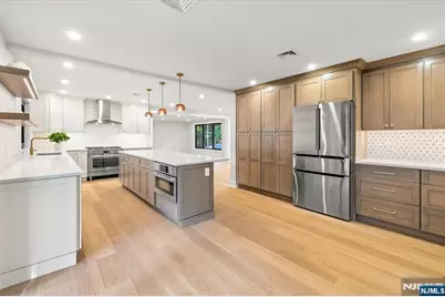 15 Green Way, Mahwah, NJ 07430 - Photo 10