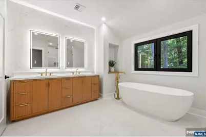 15 Green Way, Mahwah, NJ 07430 - Photo 22