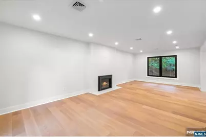 15 Green Way, Mahwah, NJ 07430 - Photo 6