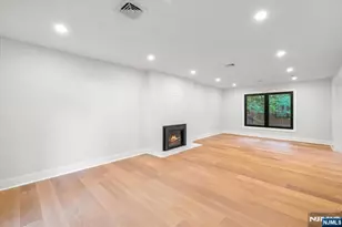 15 Green Way, Mahwah, NJ 07430 - Photo 6