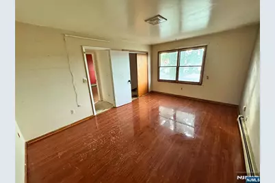 43 Hope Street, Lodi, NJ 07644 - Photo 8