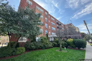 2200 Center Ave E7, Fort Lee, NJ 07024 - Photo 2