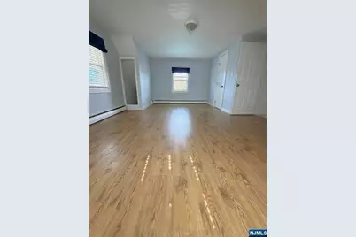 39 Lawrence Avenue, Lodi, NJ 07644 - Photo 8