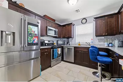 574 S 11th Street, Newark, NJ 07103 - Photo 18