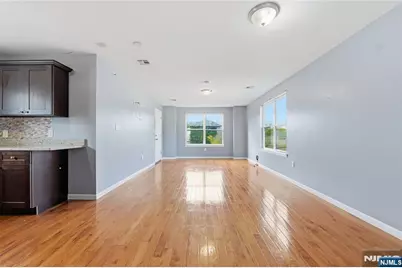574 S 11th Street, Newark, NJ 07103 - Photo 2
