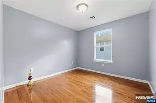 574 S 11th St, Newark, NJ 07103 - Photo 10