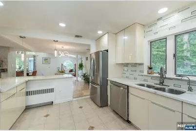531 Mountain Avenue, Caldwell, NJ 07006 - Photo 16