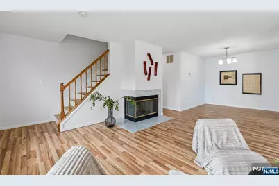 26 Seton Hall Drive 514 #514, Newark, NJ 07103 - Photo 4