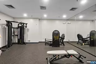 100 Crown Ct 461, Edgewater, NJ 07020 - Photo 32