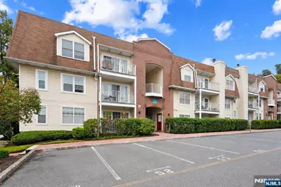 100 Crown Court 461 #461, Edgewater, NJ 07020 - Photo 30