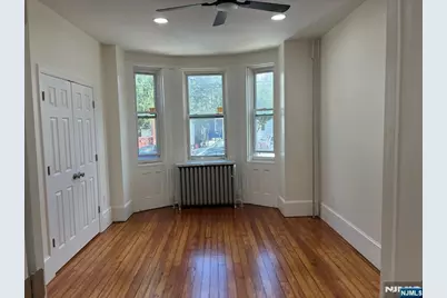 919 17th Street, Union City, NJ 07087 - Photo 2