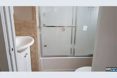 127 Newark Avenue 2 #2, Paterson, NJ 07503 - Photo 6