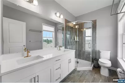 289 Bradley Drive, Wood Ridge, NJ 07075 - Photo 28