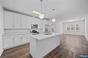 313 Woodland Pl 202, Leonia, NJ 07605 - Photo 4