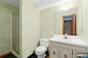 40-12 Kilada Ct, Fair Lawn, NJ 07410 - Photo 44