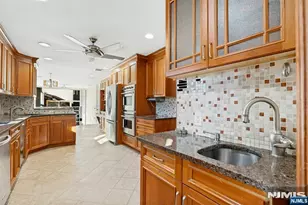 40-12 Kilada Ct, Fair Lawn, NJ 07410 - Photo 16