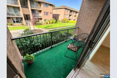 464 Liberty Street 212C #212C, Little Ferry, NJ 07643 - Photo 4