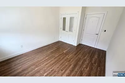292 Stuyvesant Avenue 290 #290, Lyndhurst Township, NJ 07071 - Photo 14
