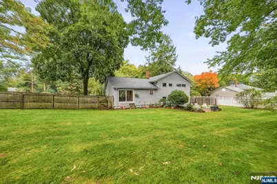 46 Standish Road, Hillsdale, NJ 07642 - Photo 4
