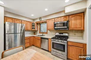 46 Standish Rd, Hillsdale, NJ 07642 - Photo 20