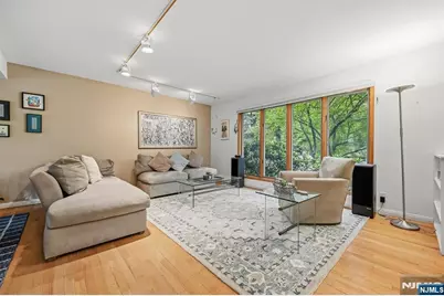 46 Standish Road, Hillsdale, NJ 07642 - Photo 12