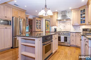 16 Plymouth Dr, Upper Saddle River, NJ 07458 - Photo 10