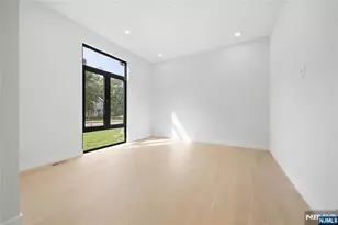 295 Schraalenburgh Rd, Haworth, NJ 07641 - Photo 10
