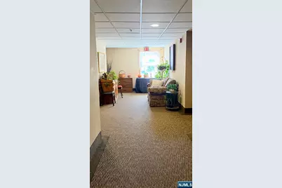 132 Cannella Way 132 #132, Riverdale, NJ 07457 - Photo 4