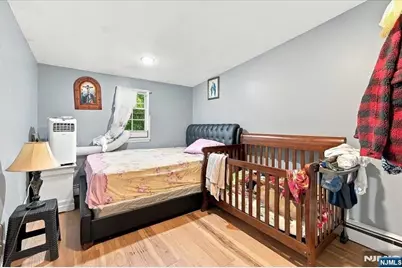 363 Forrest Street, Jersey City, NJ 07304 - Photo 26