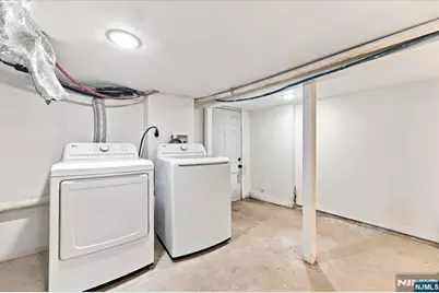 363 Forrest Street, Jersey City, NJ 07304 - Photo 28