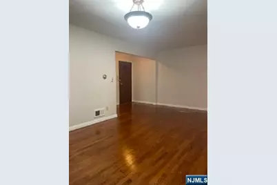 911 Teaneck, Teaneck Township, NJ 07666 - Photo 4