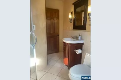 911 Teaneck, Teaneck Township, NJ 07666 - Photo 14